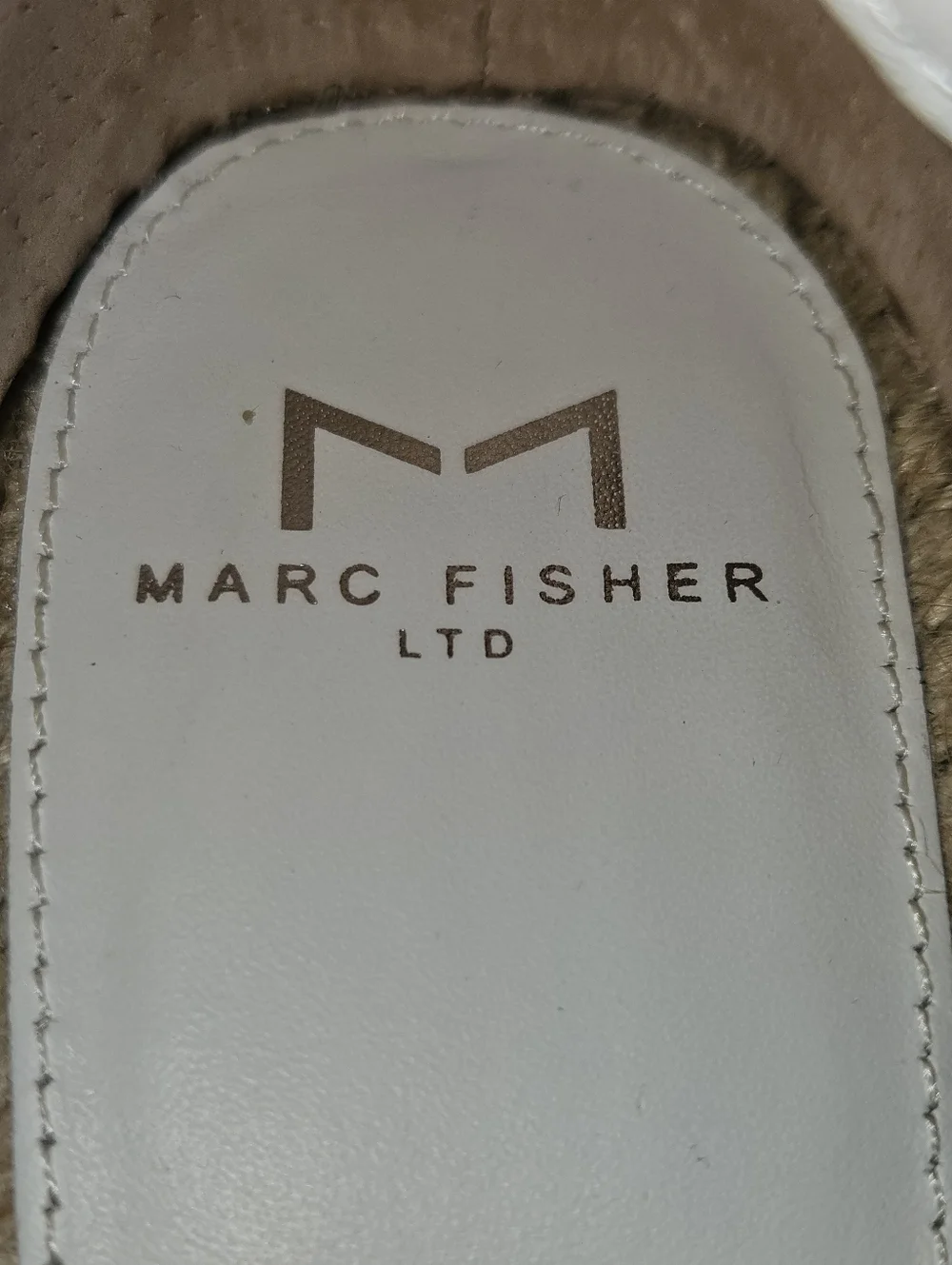 Marc Fisher Alida White Snakeskin Print Leather Espadrille Wedge Sandals Size 8
